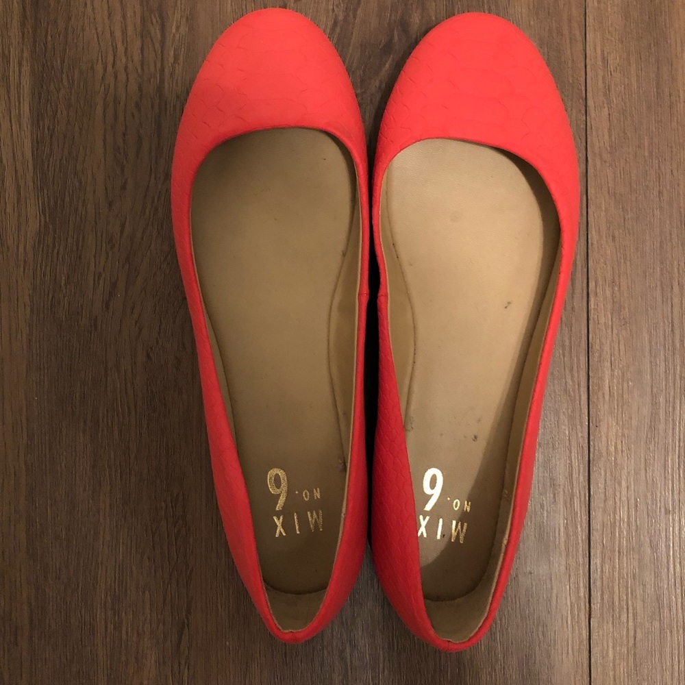 Never Worn Pink Mix No. 6 Rounded Toe Flats Sz 8